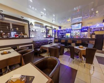 City Hotel - Homiel - Bar