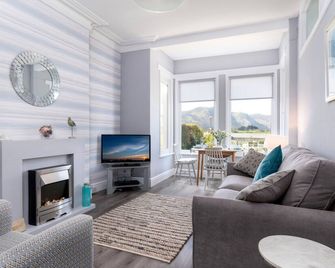 Sandbanks - Deganwy - Living room