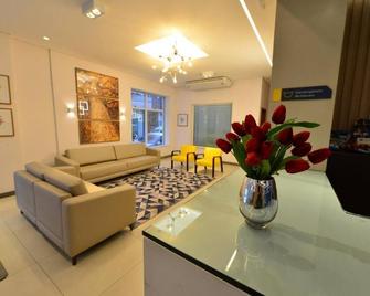 Vinds Economic Hotel - Ipatinga - Living room