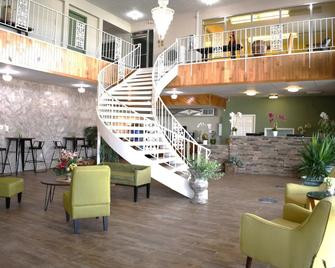 Travelodge by Wyndham Trinidad - Trinidad - Lobby