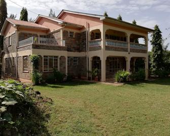 van Woudenberg's Garden-Kisumu/Kenya - Kisumu - Building