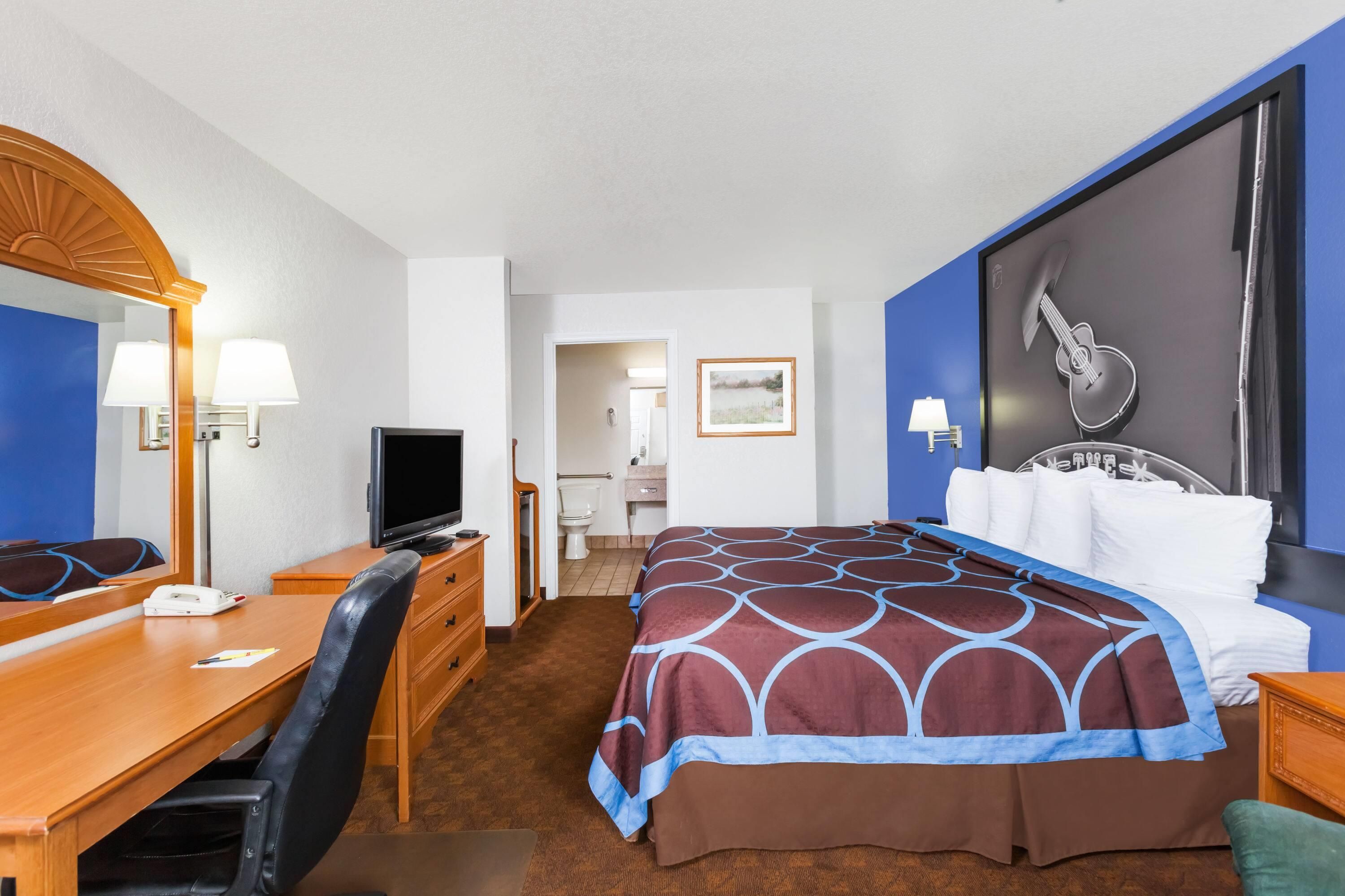Super 8 by Wyndham Cleburne - Cleburne - Ložnice
