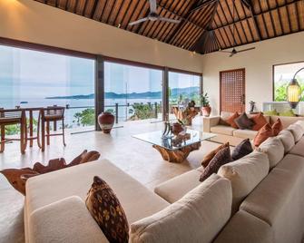 Villa Gumamela - Manggis - Living room