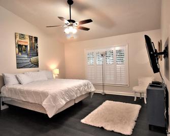 3br-2ba Entire Villa @ Private Saddlebrook Golf & Tennis Resort - Zephyrhills - Bedroom