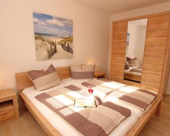 Residenz von Flotow Wohnung 03 - Heiligendamm - Schlafzimmer
