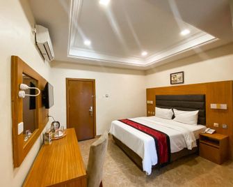 Bestchoice Hotel And Suites Enugu - Enugu - Bedroom