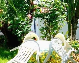 Holiday flat with nice and sunny terrace Ischia Island - Barano d'Ischia - Patio