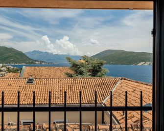Guesthouse Villa Stari Grad - Herceg Novi - Balkon