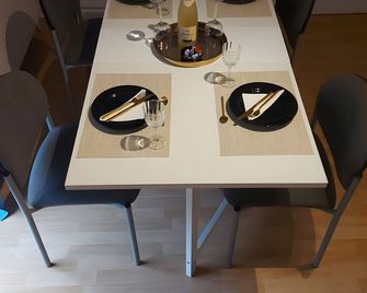 Golden Base - Landskron - Dining room