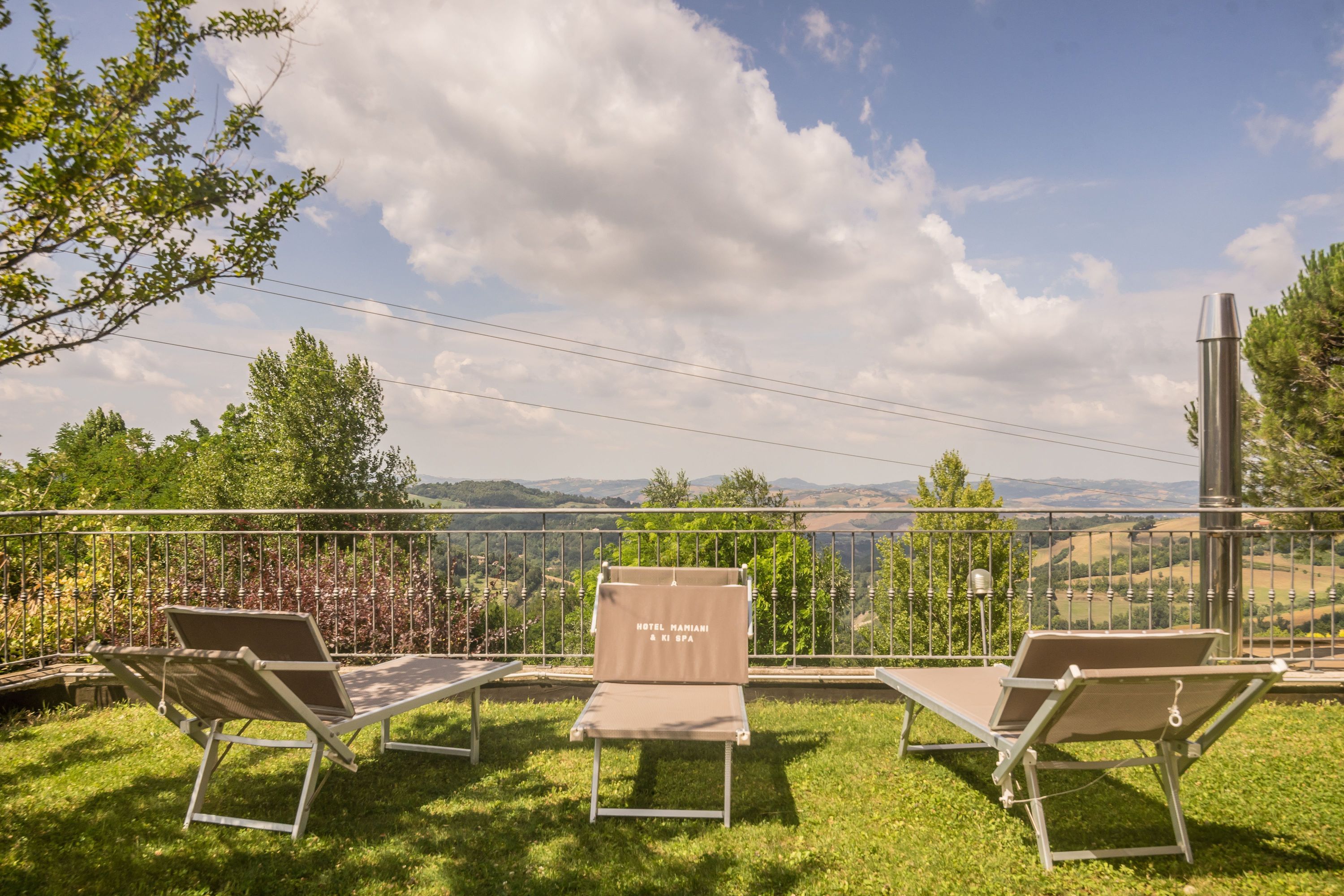 Hotel Mamiani & Relaxing Spa Urbino - אורבינו - מרפסת