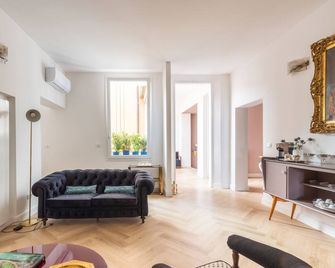 Artieri Suites, Piazza Maggiore - โบโลญญา - ห้องนั่งเล่น