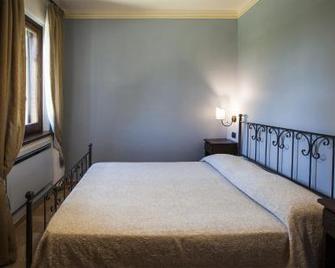 Il Pianaccio - Spoleto - Camera da letto