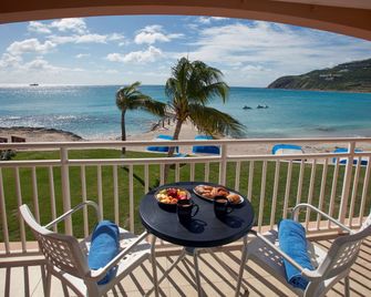 Divi Little Bay Beach Resort - Little Bay - Balcón