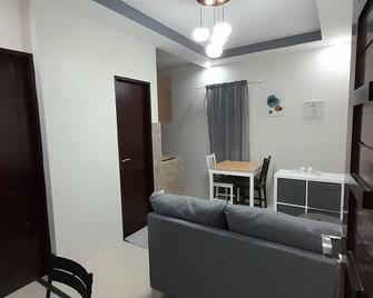 Manzil Anilao B&B - 1 bedroom apartment - Mabini - Sala de estar