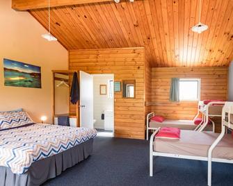 Bay of Islands Lodge - Paihia - Bedroom