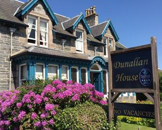Dunallan House - Grantown-on-Spey - Building