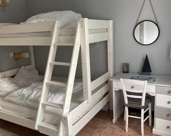 Les matelots - 700m plage - Saint-Georges-d'Oléron - Bedroom