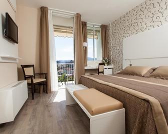 Hotel Abano Astoria - Abano Terme - Bedroom