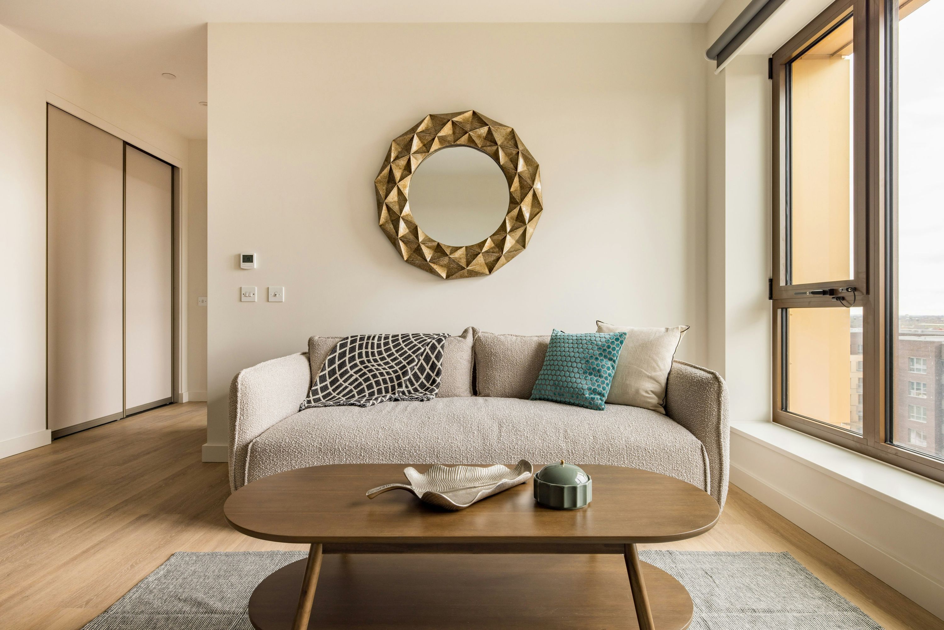 Charles Hope London Greenford - Greenford - Living room