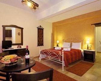 Ikosimo Guesthouse - Milina