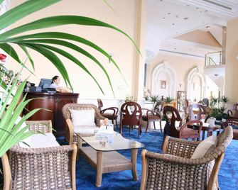 Grand Continental Hotel - Abu Dabi - Lounge