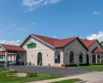 Wingate by Wyndham Wisconsin Dells Waterpark - Wisconsin Dells - Building