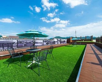 Davin Hotel - Jeonju - Balkon
