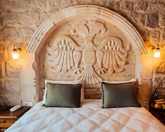 Bayar Cave Suites - Ürgüp - Bedroom