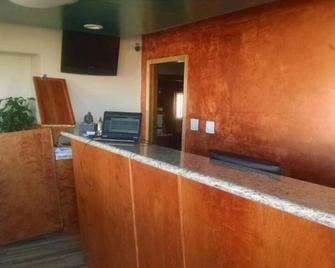 La Hacienda - Artesia - Rezeption