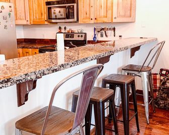 Modern Cozy Home At Powderhorn Mountain Resort With Amenities - Mesa - Cocina