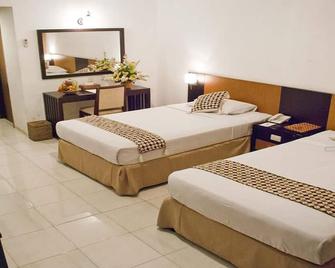 Sriwedari Hotel - Yogyakarta - Bedroom