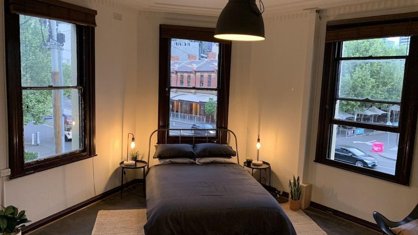 Central Club Hotel
