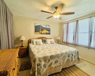 Purple Sunset - Walk to Malecon & Beaches - Vieques - Habitación