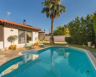 Mini Paradise Salamina - Private Pool Retreat - Salamína - Πισίνα