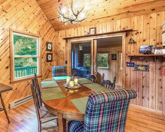 The Treehouse - Highlands - Comedor