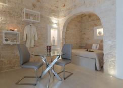 Prescious Suite 25 with Hot Tub - Ostuni - Comedor