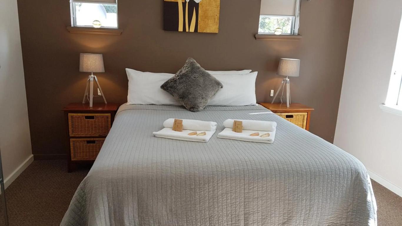 Adamsons Riverside Accommodation