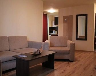Nevada Aparthotel - Pamporovo - Salon