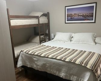 Alternativo Hostales - Caldera - Habitación