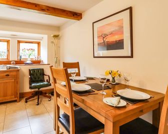 Kestrel Cottage - Keighley - Dining room