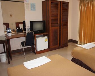 Chaleunehoung Hotel - Vientiane - Habitación