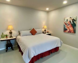 Cozy 1-bedroom house in lovely Dallas with AC comfort - Dallas