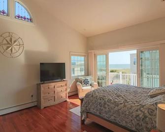 7 Bedrooms, Gorgeous Pool On The Ocean Side! - Beach Haven - Schlafzimmer