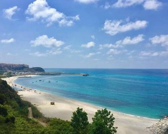 Welcoming house in Vibo Valentia with shared pool - Parghelia - Playa