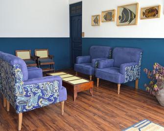 Athirige Private Villa - Dharavandhoo - Living room
