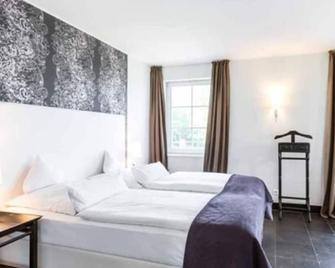 Hotel Künstlerquartier Seezeichen - Ahrenshoop - Bedroom