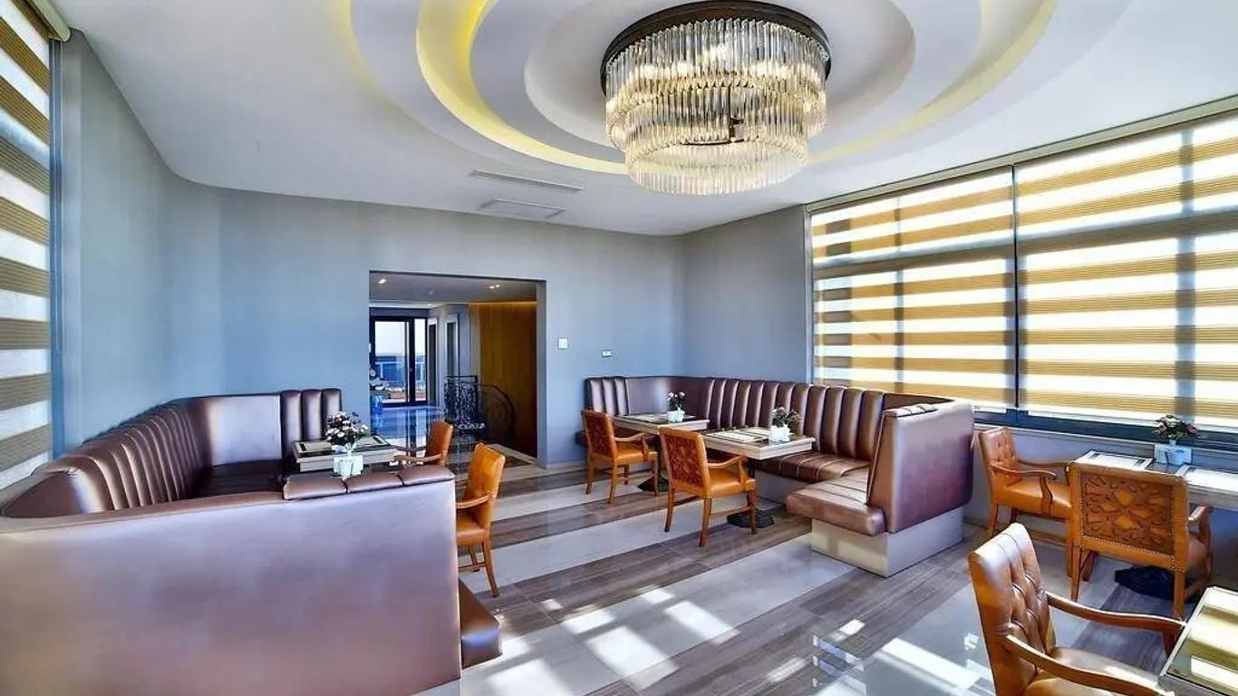 Beethoven Hotel & Suite
