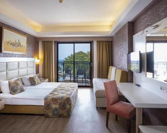 Fore Resort & Spa - Kemer - Schlafzimmer