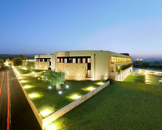 Grand Hotel La Chiusa di Chietri - אלברובלו - בניין