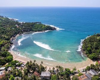Hiriketiya Beach Resort - Dikwella